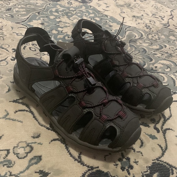 Ladies Khombu Ashley Outdoor Sandals - Picture 3 of 3